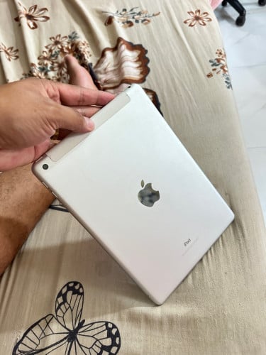 iPad 5Generation លក់