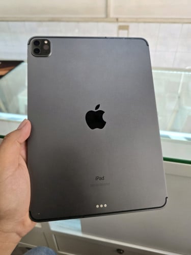 iPad Pro 2020 11" 128GB Sim បែកកញ្ចក់