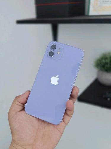 iPhone 12 64g តួស្អាត97% អេក្រង់ថ្មី អត់ស្កេន អត់0.5