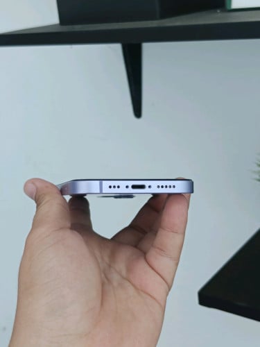 iPhone 12 64g តួស្អាត97% អេក្រង់ថ្មី អត់ស្កេន អត់0.5