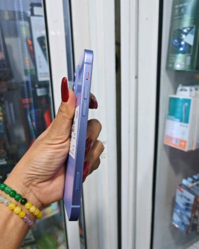 iPhone 12/64GB/CAថ្ម97%តួរស្អាតសុីនសានុំ