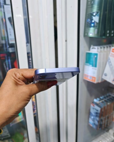 iPhone 12/64GB/CAថ្ម97%តួរស្អាតសុីនសានុំ