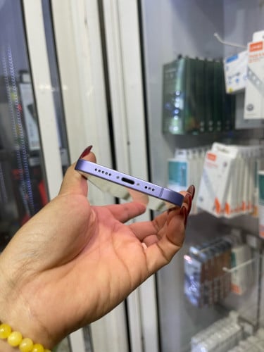 iPhone 12/64GB/CAថ្ម97%តួរស្អាតសុីនសានុំ