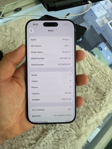 iPhone17