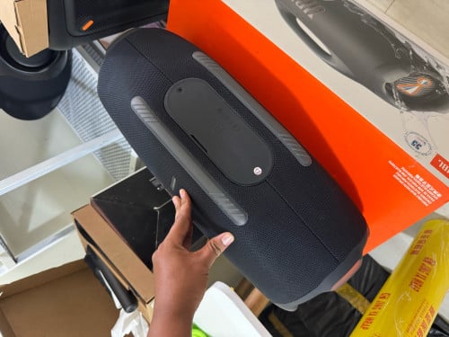 JBL Boombox 4 មួយទឹកខ្ចី