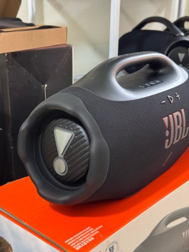 JBL Boombox 4 មួយទឹកខ្ចី