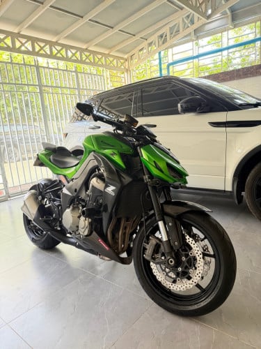 Kawasaki z1000 2015 have tax