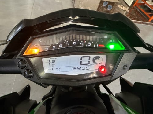Kawasaki z1000 2015 have tax
