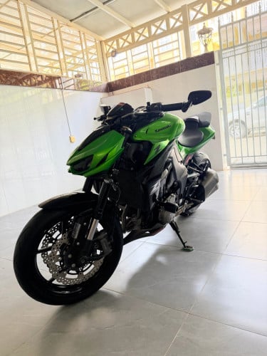 Kawasaki z1000 2015 have tax
