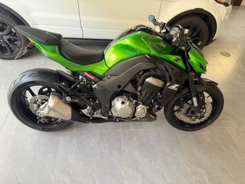 Kawasaki z1000 2015 have tax