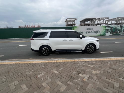 Kia Canival 2021 full option