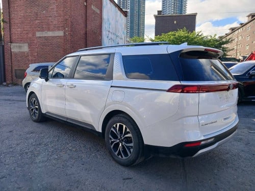 Kia Carnival 2021