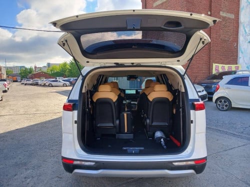 Kia Carnival 2021