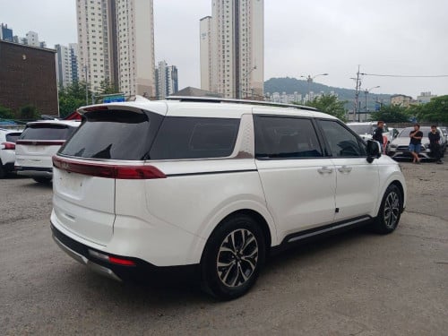 Kia Carnival 2023