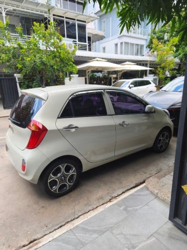 Kia Morning 2012 Smartkey Full luxary  វូលីមចង្កូត
