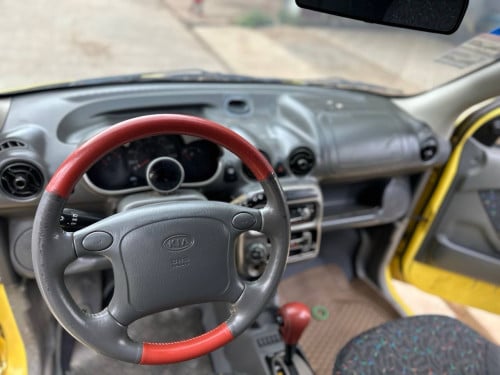 Kia Visto ឆ្នាំ2000 មានពោង មានប្រាំងABS