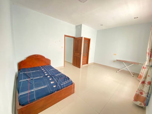 Link house for rent near Aeon2 mall SenSok