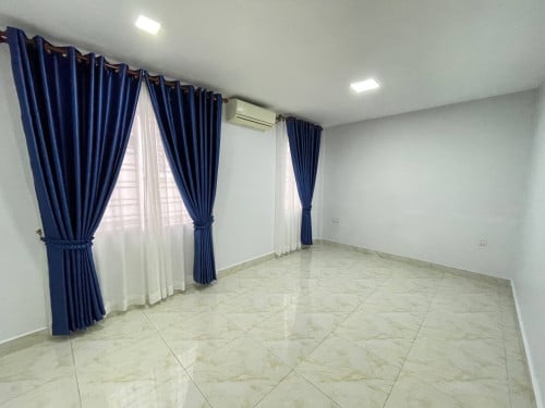 Link house for rent near Aeon2 mall SenSok