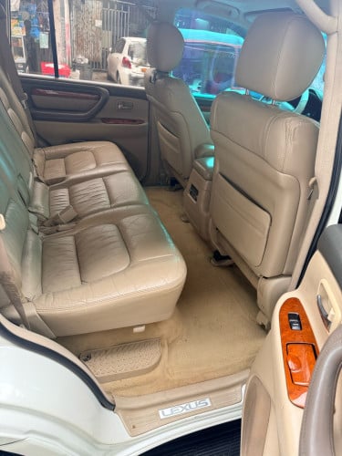 Lx470/2003ម្ចាស់លក់ដូរសេរី:16800$