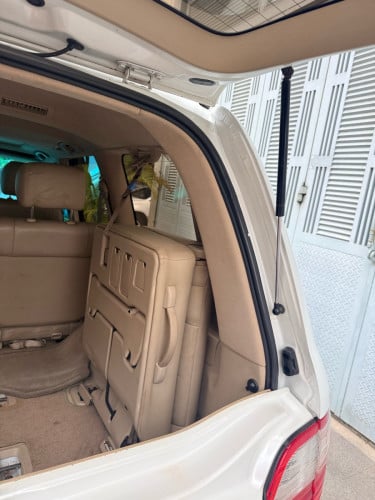 Lx470/2003ម្ចាស់លក់ដូរសេរី:16800$