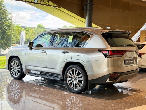 LX700h VIP Titanium 2026