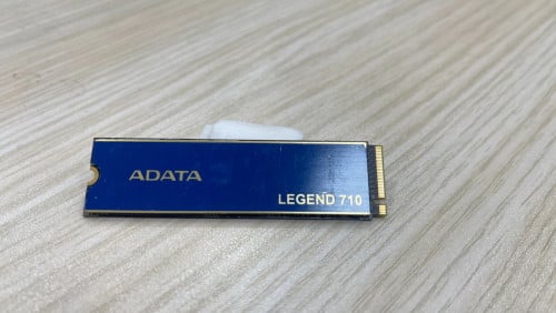M.2 256GB Adata Legend 710