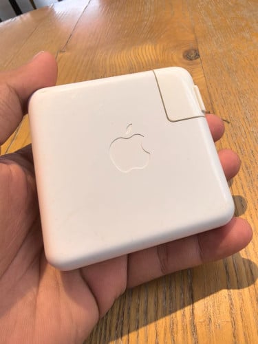 Macbook Adapter 61W