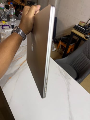 MacBook Air M2 2023 15inch
