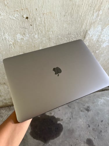 MacBook Pro 2018 Touch Bar