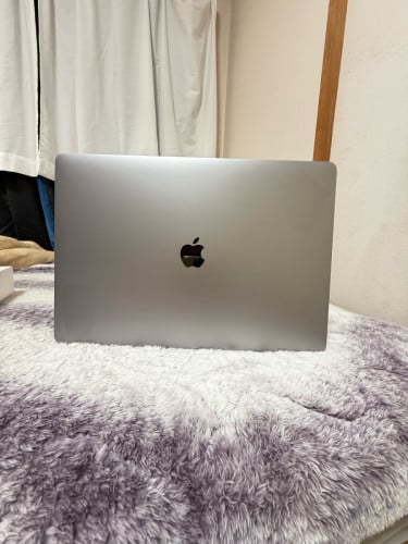 MacBook Pro 2019 16inch