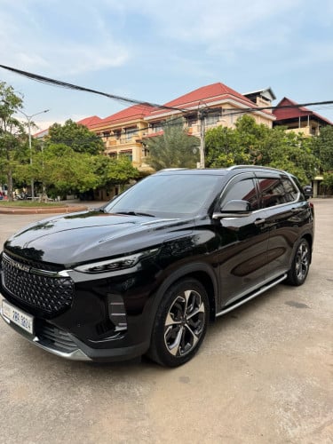 Maxus 2022 ខ្មៅ ស្អាតសានុំ នៅធានាពិក្រុមហ៊ុន MG
