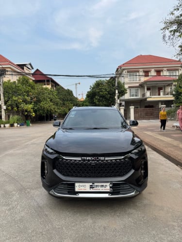 Maxus 2022 ខ្មៅ ស្អាតសានុំ នៅធានាពិក្រុមហ៊ុន MG