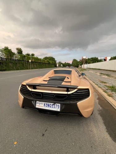 McLaren 650S Spider 2015 - Gold - For Rent in Phnom Penh