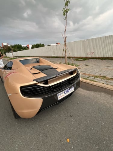 McLaren 650S Spider 2015 - Gold - For Rent in Phnom Penh