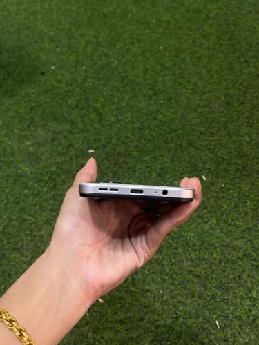 MEIZU-21 ពណ៌ខ្មៅ អីវ៉ាន់ក្រុមហ៊ុន Sim2 Memory 128GB Ram6+6GB អត់ជាប់អី (ធានា1ខែ)