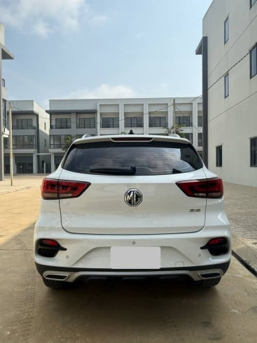 MG ZS សម្រាប់ជួលជាខែតម្លៃ 800$