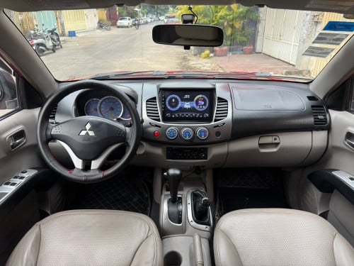 Mitsubishi Triton 3.2L អូតូកាប់ពីតាស់ 2008 ម្ចាស់ផ្ទាល់