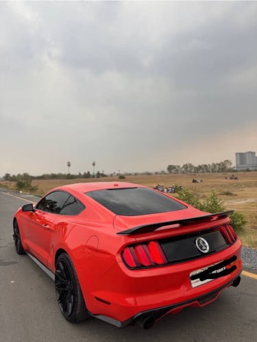 Mustang 2015 ម្ចាស់ដេីមត្រូវថ្លៃកាត់ឈ្មោះជូន