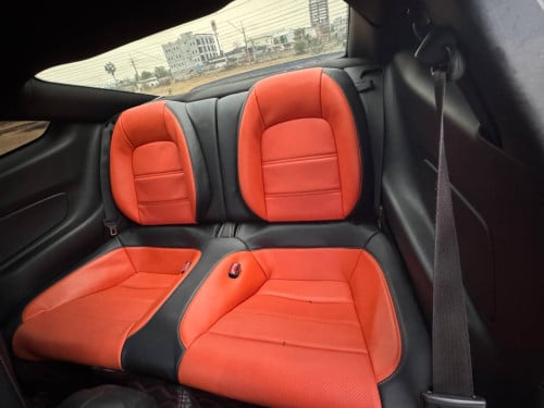 Mustang 2015 ម្ចាស់ដេីមត្រូវថ្លៃកាត់ឈ្មោះជូន