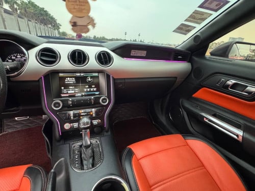 Mustang 2015 ម្ចាស់ដេីមត្រូវថ្លៃកាត់ឈ្មោះជូន