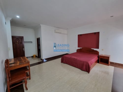 N028 | Nice and Clean, 2 Bedrooms Apartment For Rent in BKK3