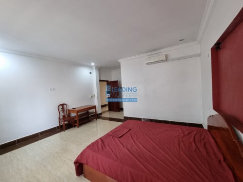 N028 | Nice and Clean, 2 Bedrooms Apartment For Rent in BKK3
