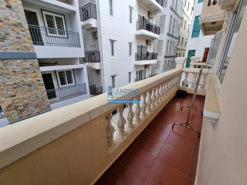 N028 | Nice and Clean, 2 Bedrooms Apartment For Rent in BKK3