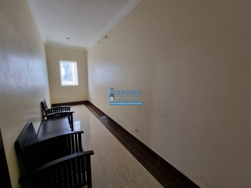 N028 | Nice and Clean, 2 Bedrooms Apartment For Rent in BKK3