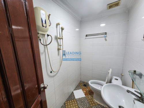 N1009 | Economical 2 Bedrooms Apartment For Rent