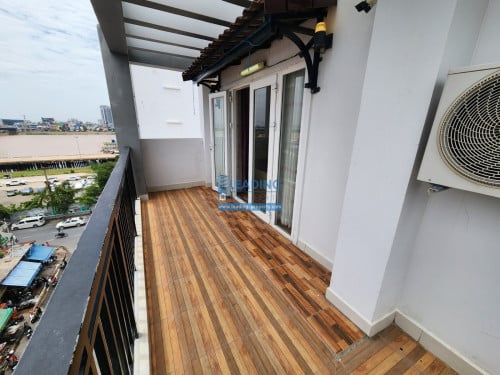 N1012 | Strong Man/Woman, 1 Bedroom Apartment For Rent 6th Floor-No Elevator