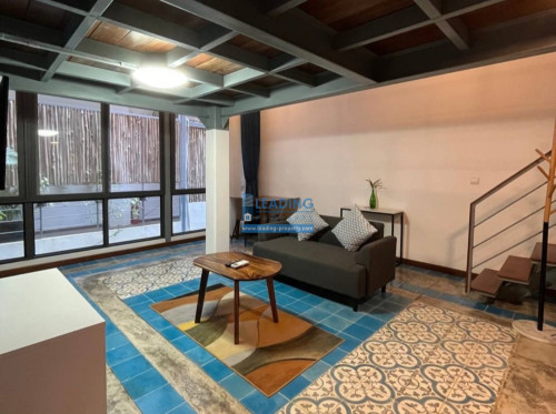 N1032 | Beautiful Loft Apartment in BKK3 For Rent