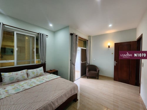 N1070 | Furnished 2 Bedrooms Apartment with Gym For Rent