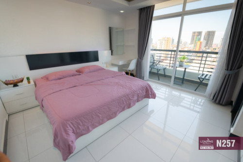N257 | Western 2 Bedrooms Apartment in BKK3 For Rent Free Gym and Pool