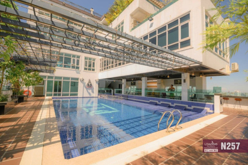 N257 | Western 2 Bedrooms Apartment in BKK3 For Rent Free Gym and Pool